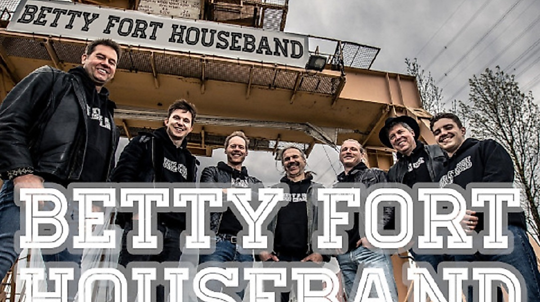 Betty Fort Houseband Betty Fort Houseband // Rock the Ballroom