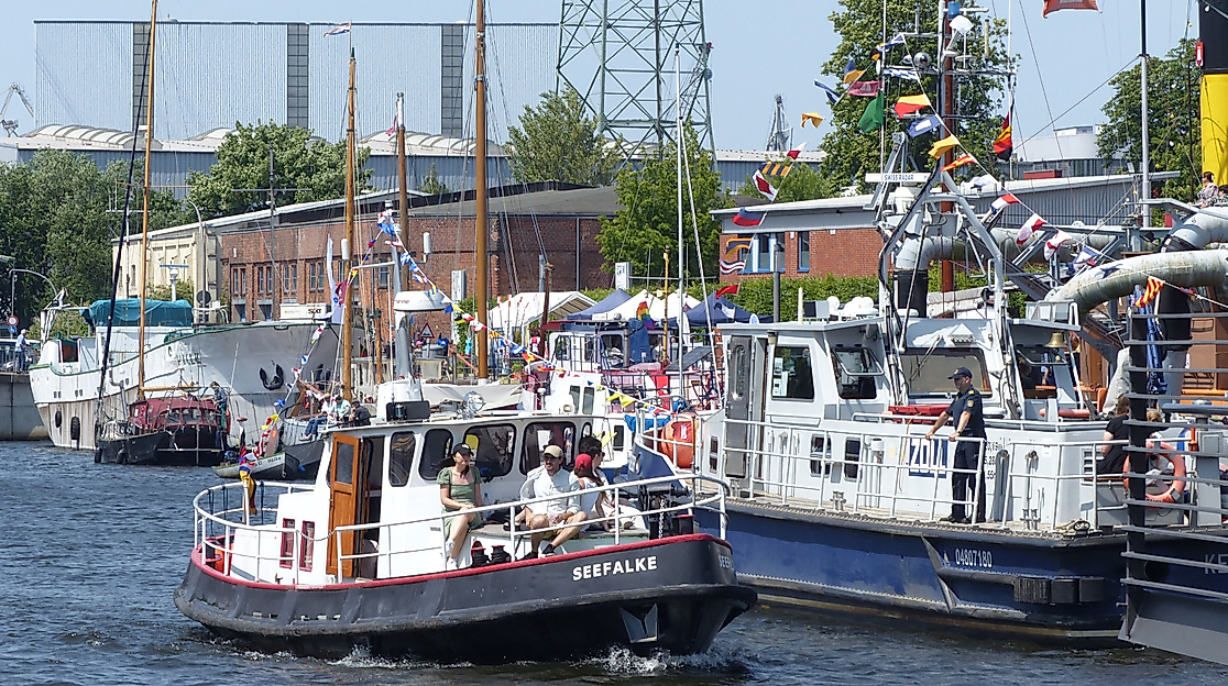 Einlaufparade Binnenhafenfest 2024