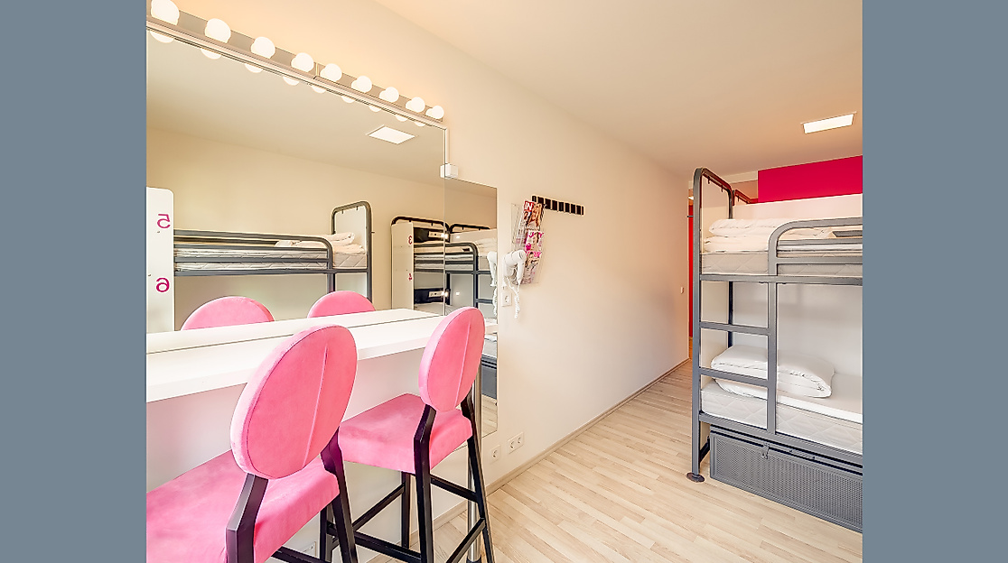 Hotel GENERATOR Hamburg: Frauenzimmer