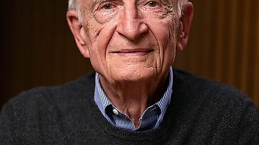 Prof. Dr. Norman Paech