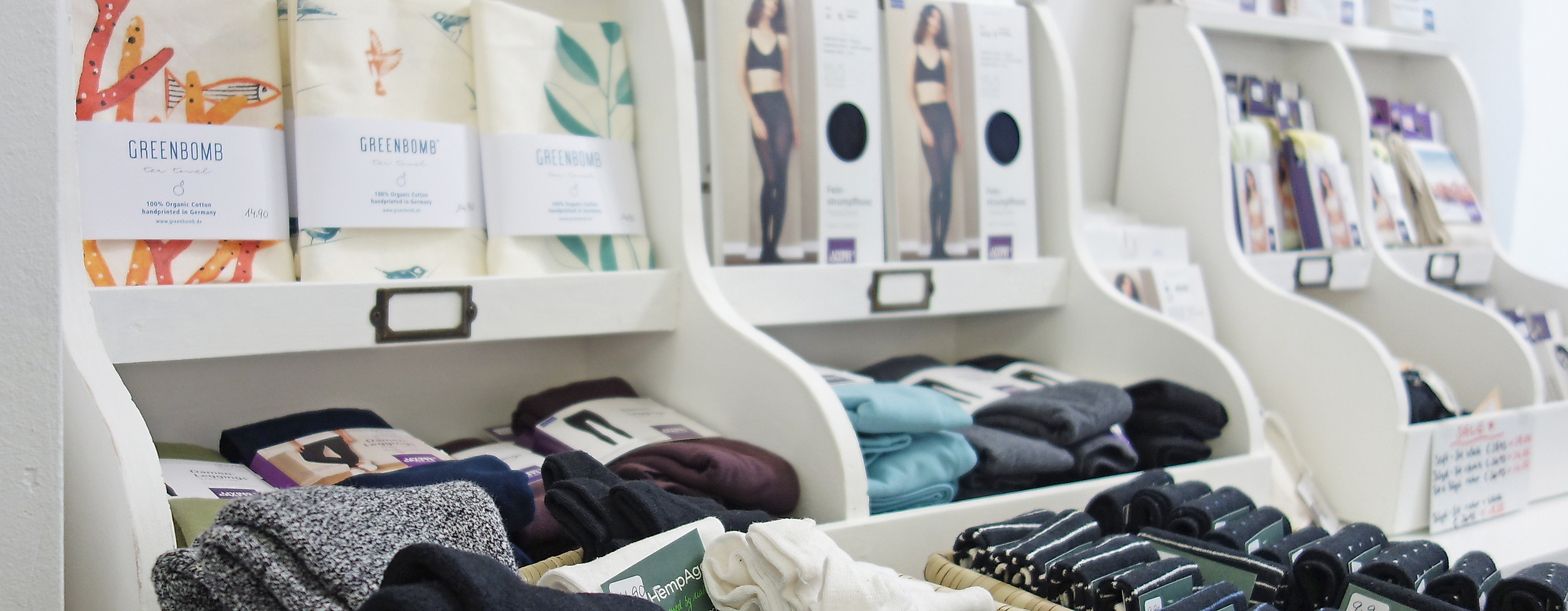 kleidung-und-socken_c-mr-mrs-green