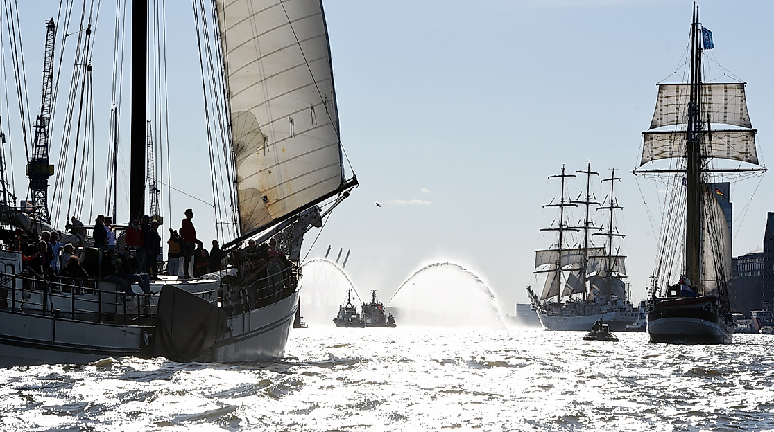 HG24_NM_120524_2516_Foto Auslaufparade_Nicolas Maack