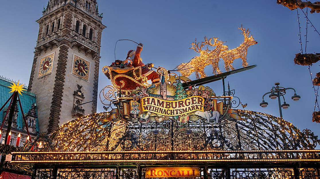 Eingang Weihnachtsmarkt am Rathausmarkt