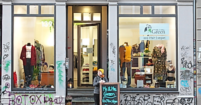 aussenansicht-des-geschaefts_c-mr-mrs-green