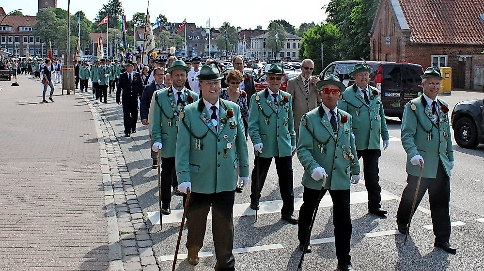 Marsch zur Vogelwiese