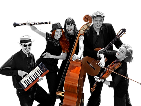 Fröhliche Musikgruppe mit Instrumenten