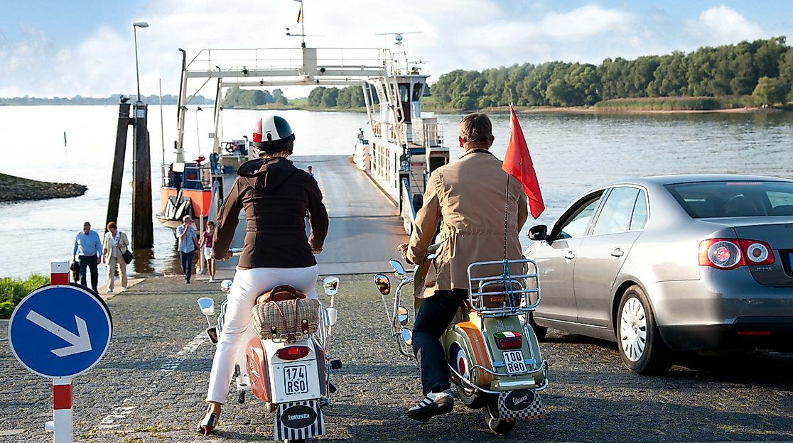 metropolregion_hoopter-elbdeich-faehre_c-2011-hans-joachim-harbeck