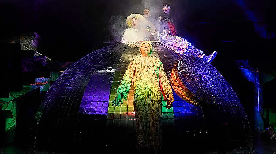 Der Zauberer von Oz
                                - von Ayla Yeginer und Alexander Klessinger, nach Lyman Frank Baum