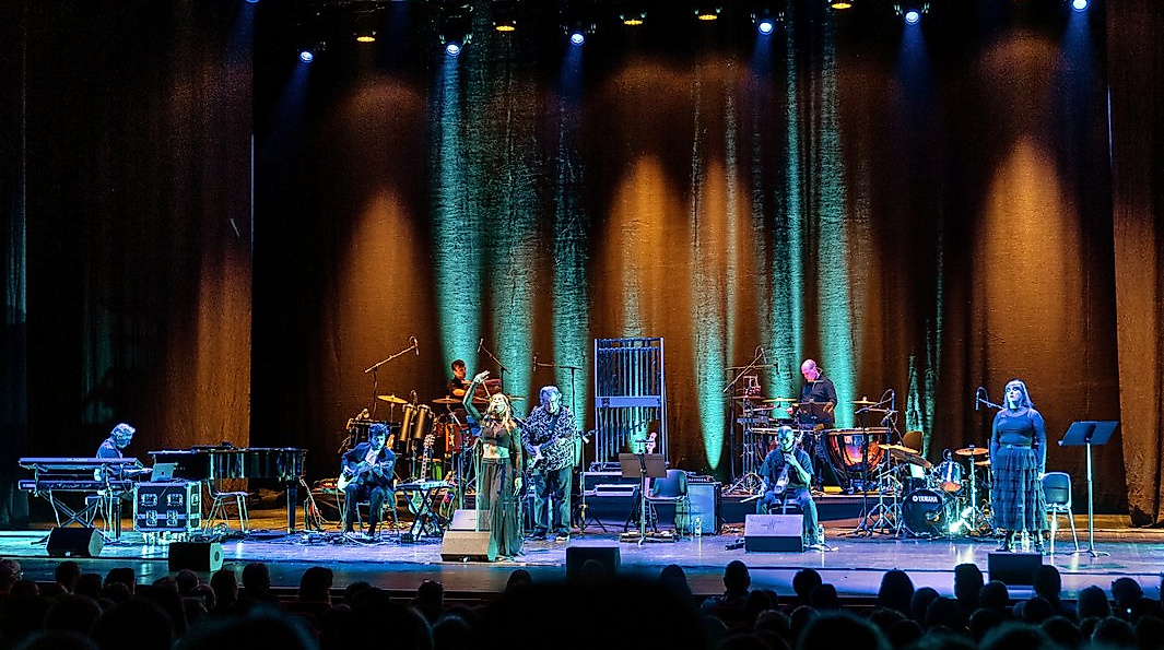 MIKE OLDFIELD’S TUBULAR BELLS