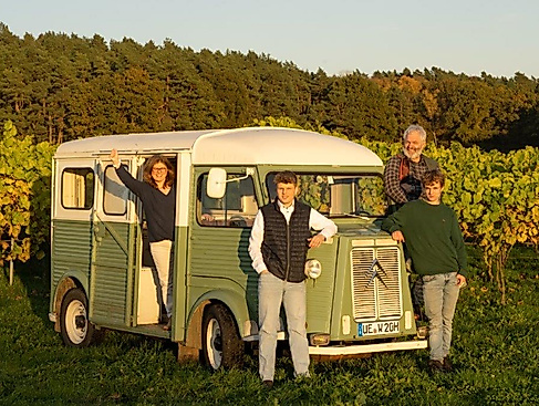 Familie Weinberg HY