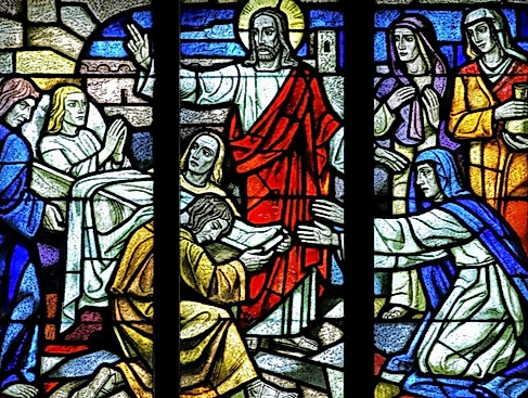 Kirchenfenster in der Versöhnungskirche