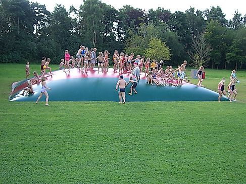Freibad Wesselburen Hüpfkissen