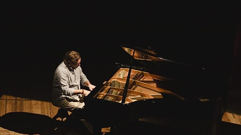 Klavierkonzert: "Klänge aus der Stille" - Neo-Klassik für Piano