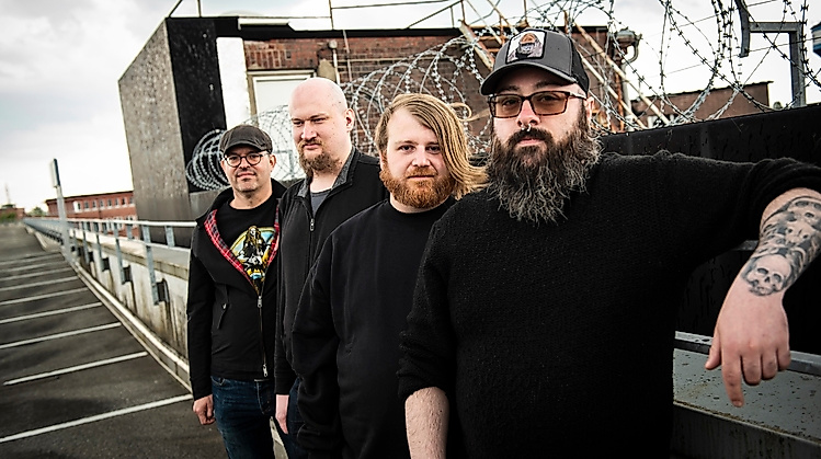 TOP TEN SOMMER FESTIVAL - WASTING PIGS + DOORWAY EFFECT