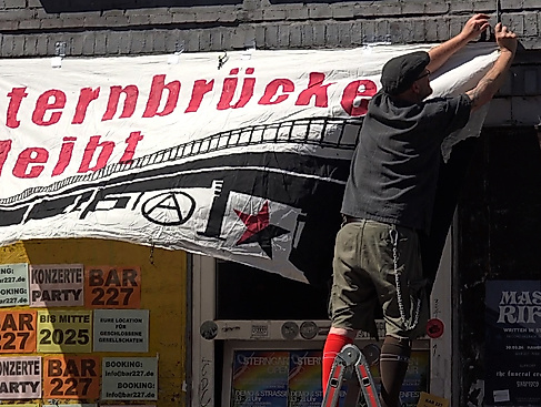 Sternbrücke bleibt - Bar 227 - Foto von Rasmus Gerlach