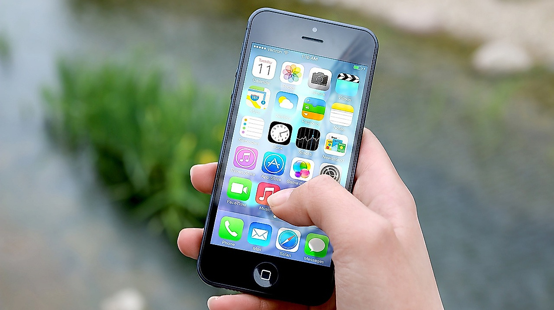 25-06-12 Smartphone pixabay