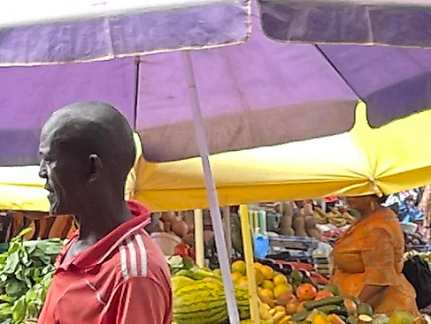 Afrikanisches Marktleben