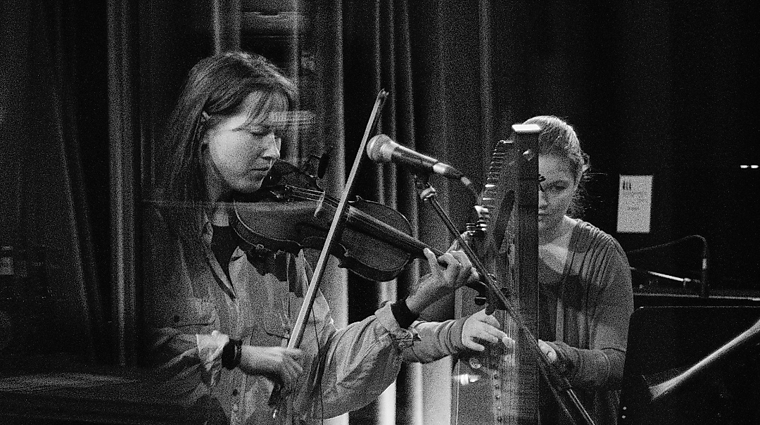 JAZZ KITCHEN PRESENTS: SCHNABEL:CONRAD SOWIE MILENA HOGE & TINA BUROVA