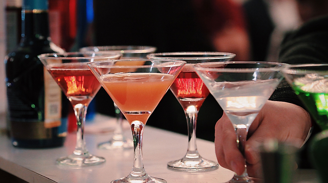 nachtleben-bar-daciao-bars-c-unsplash-maria-avdeeva