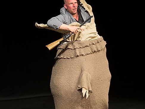 Puppen sterben besser - lecture performance zu dem Jenseitigen des Figurentheaters