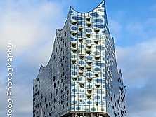 St. Pauli Theater meets Elbphilharmonie