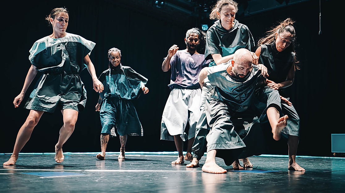 BEAT SILENCE BEAT | Anna Konjetzky & Co