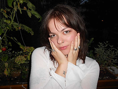 Lilli Belle Pressebild.JPG