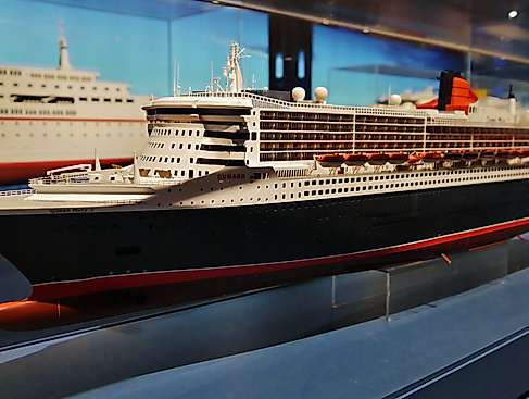 Maritimer Vortrag - Glitzerde Traumschiffe