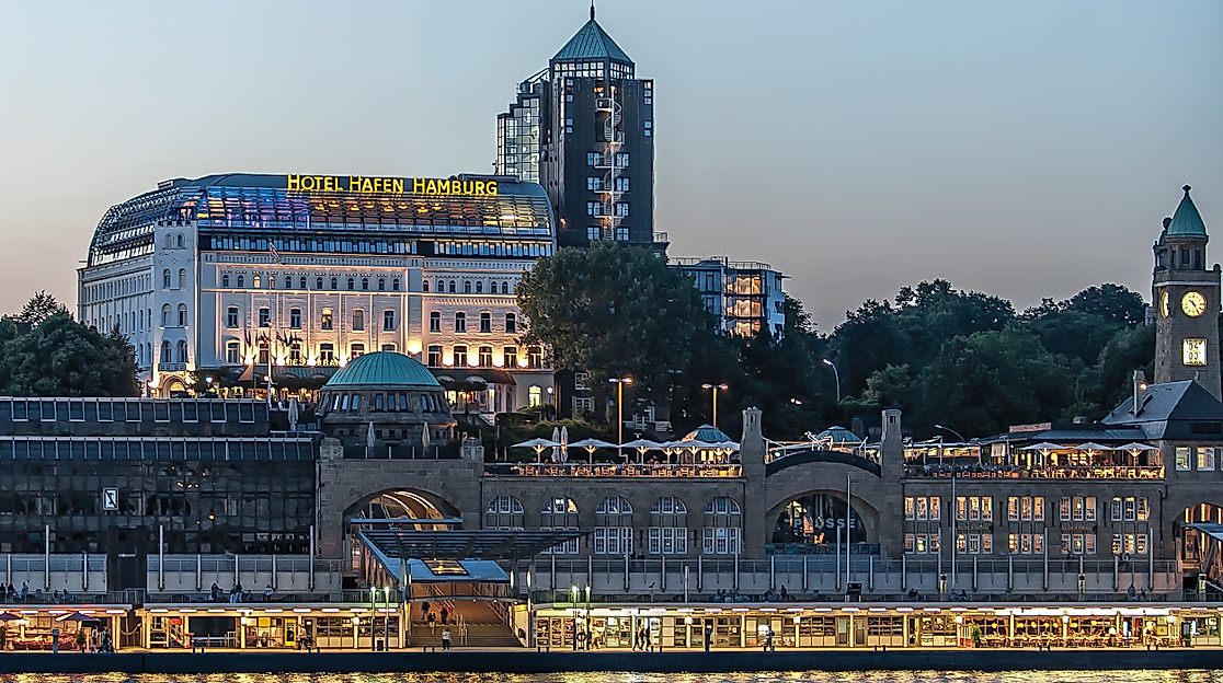 Hotel Hafen Hamburg: Außenansicht