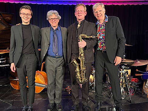 Musiker auf der Bühne