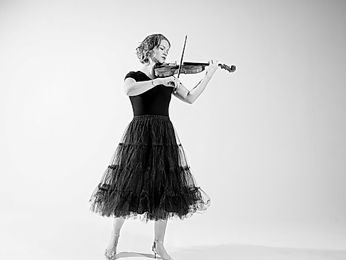 Philharmonisches Staatsorchester Hamburg / Hilary Hahn / Omer Meir Wellber