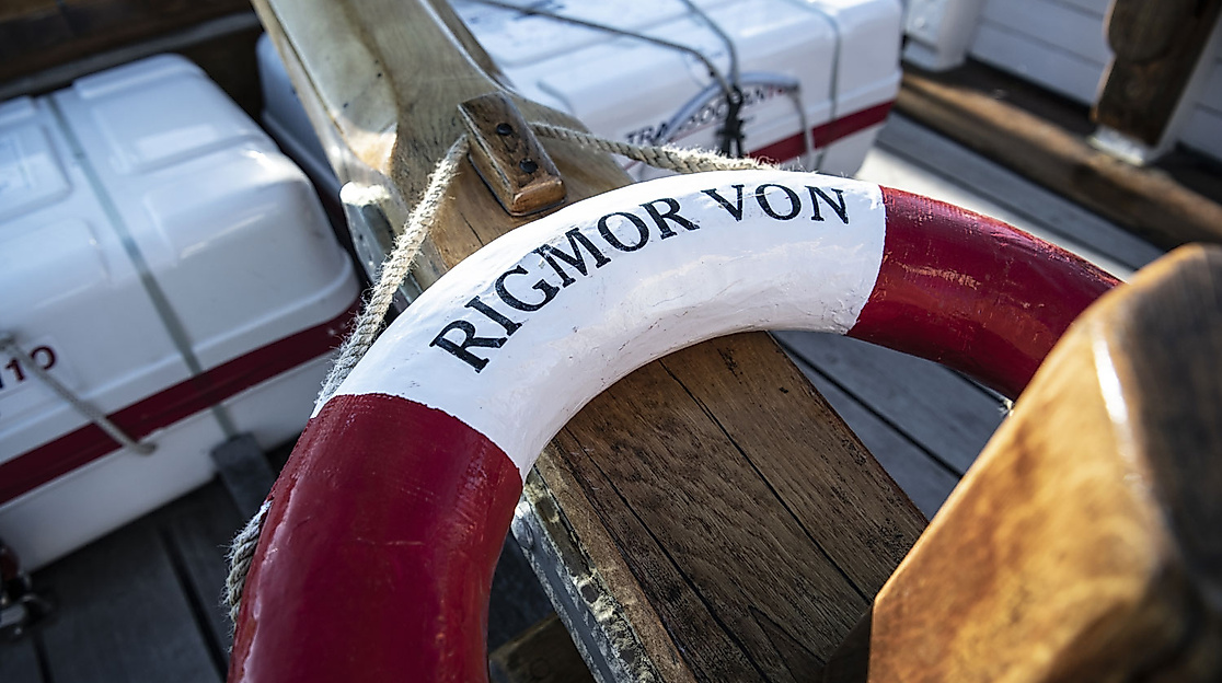 Rettungsring auf dem Deck der Rigmor von Glückstadt