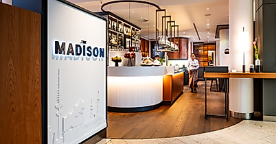 Eingang des Restaurants 'The Madison'