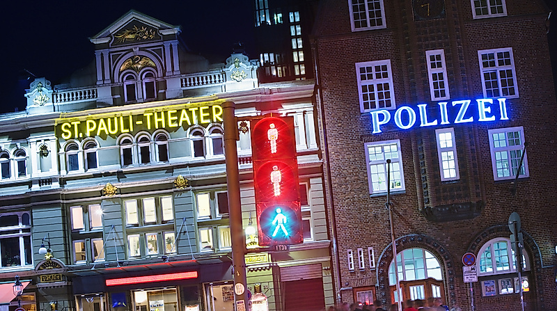Mord in der Haifischbar St Pauli - Theater in 2 Teilen, Musik von The Rattles