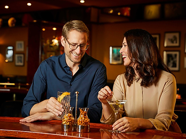 bourbon_bar_c-2021_elysee-hotel-ag