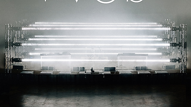 HVOB – THE SILVER CAGE