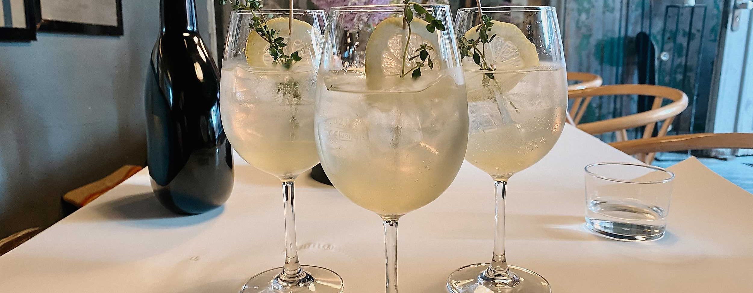 standard-limoncello-spritz-bar-hamburg-drinks-c-soleij-mahina-reif