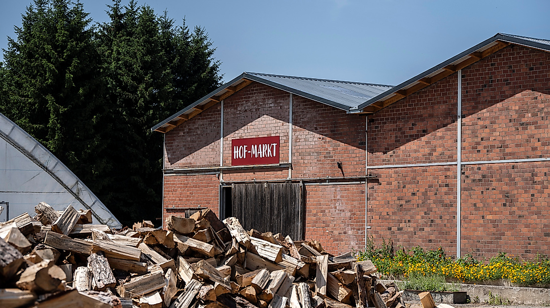 Hof-Markt mit Verkostung