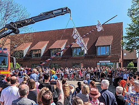 Maibaum-Fest_1_Foto_Wedel Marketing