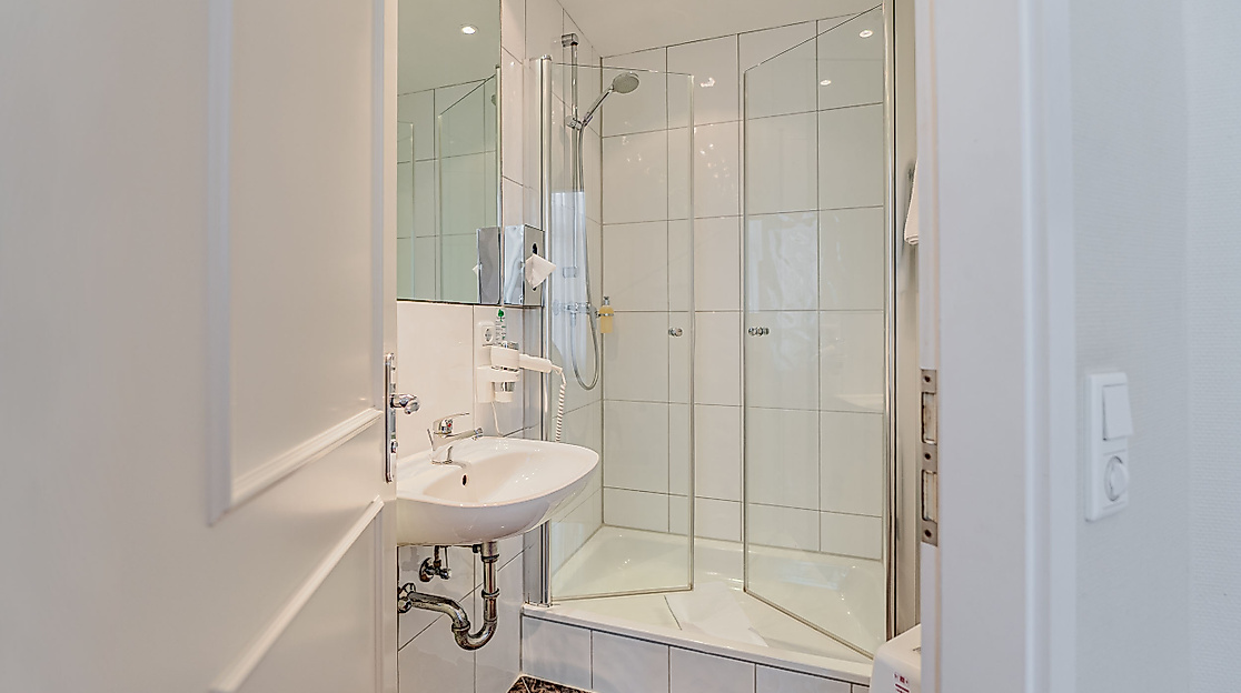 Hotel City House Hamburg: Doppelzimmer Standard Bad