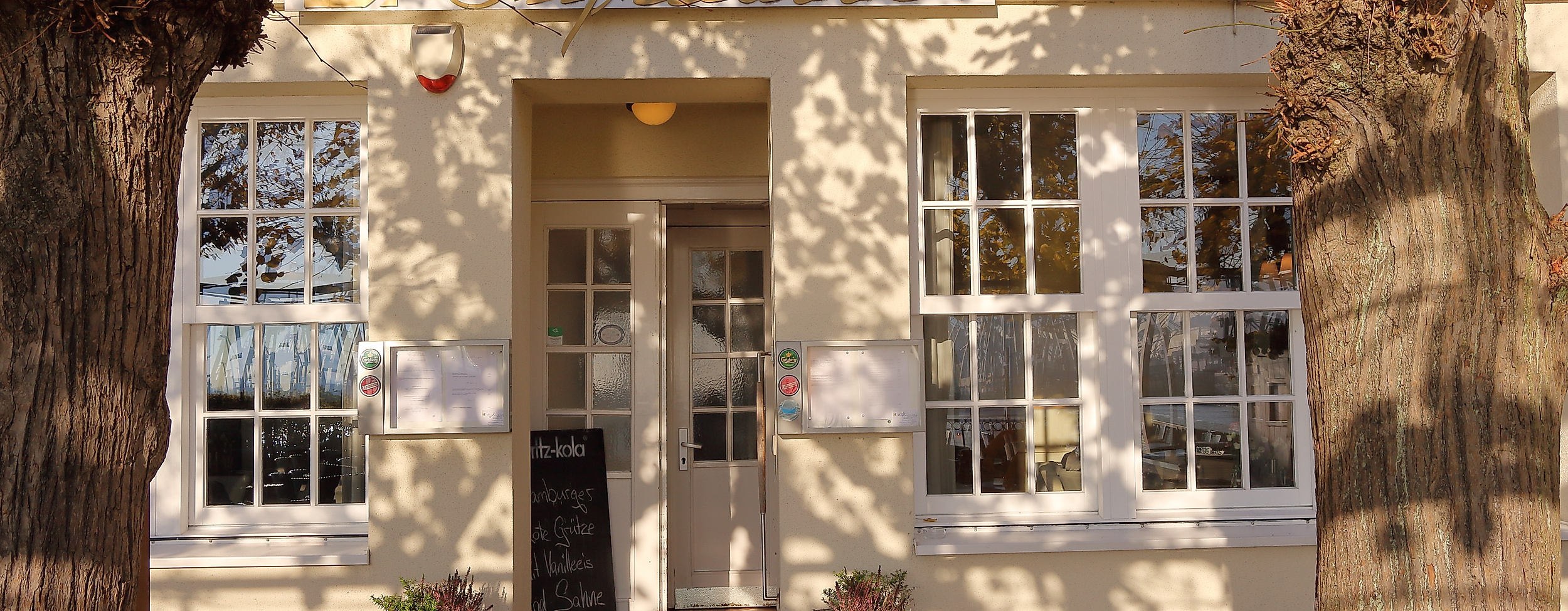 restaurant-suesswasser_c-2018-hamburg-tourismus-gmbh-johanna-nickel_02