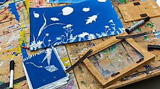 BLAU MACHEN – CYANOTYPIE: Blue moon, coole pics