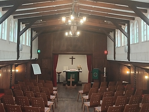 Kirchenraum der Flussschifferkirche Hamburg