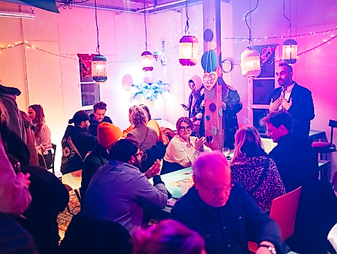 Einblick in das Soli-Casino des Internationalen Sommerfestivals bei Migrantpolitan.