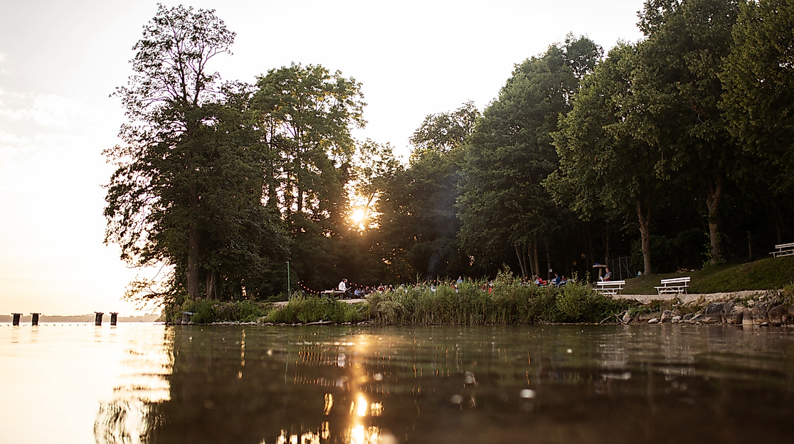 Lagerfeuerlieder mit Reinhard Heymann & Tom Steffens