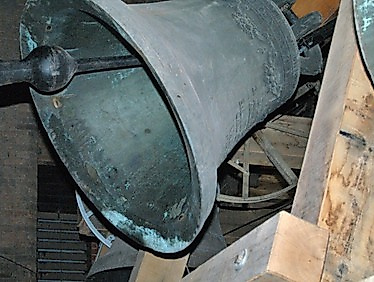 Erlebe das große Weihnachtsgeläut direkt an den Glocken