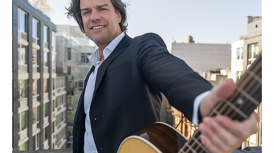 JANN KLOSE (NY, USA)  F+K PRESENTS (SINGER SONGWRITER / POP)