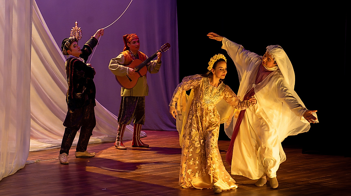aschenputtel_compagnie-orval_foto_sven-kalvelage_15_dsc05727