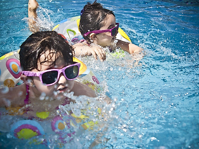swimming-kids_c_pexels_pixabay