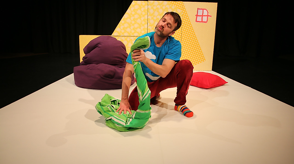 tMwin kleines großes Zimmer (c) Miguel Azcue